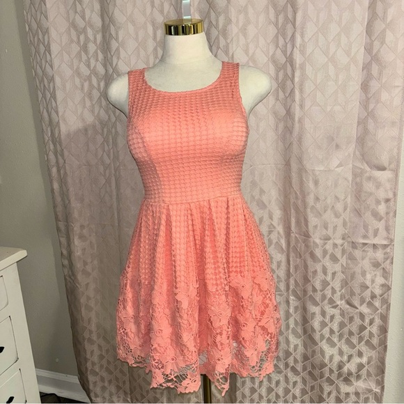 Soieblu Dresses & Skirts - Pink dress, size S